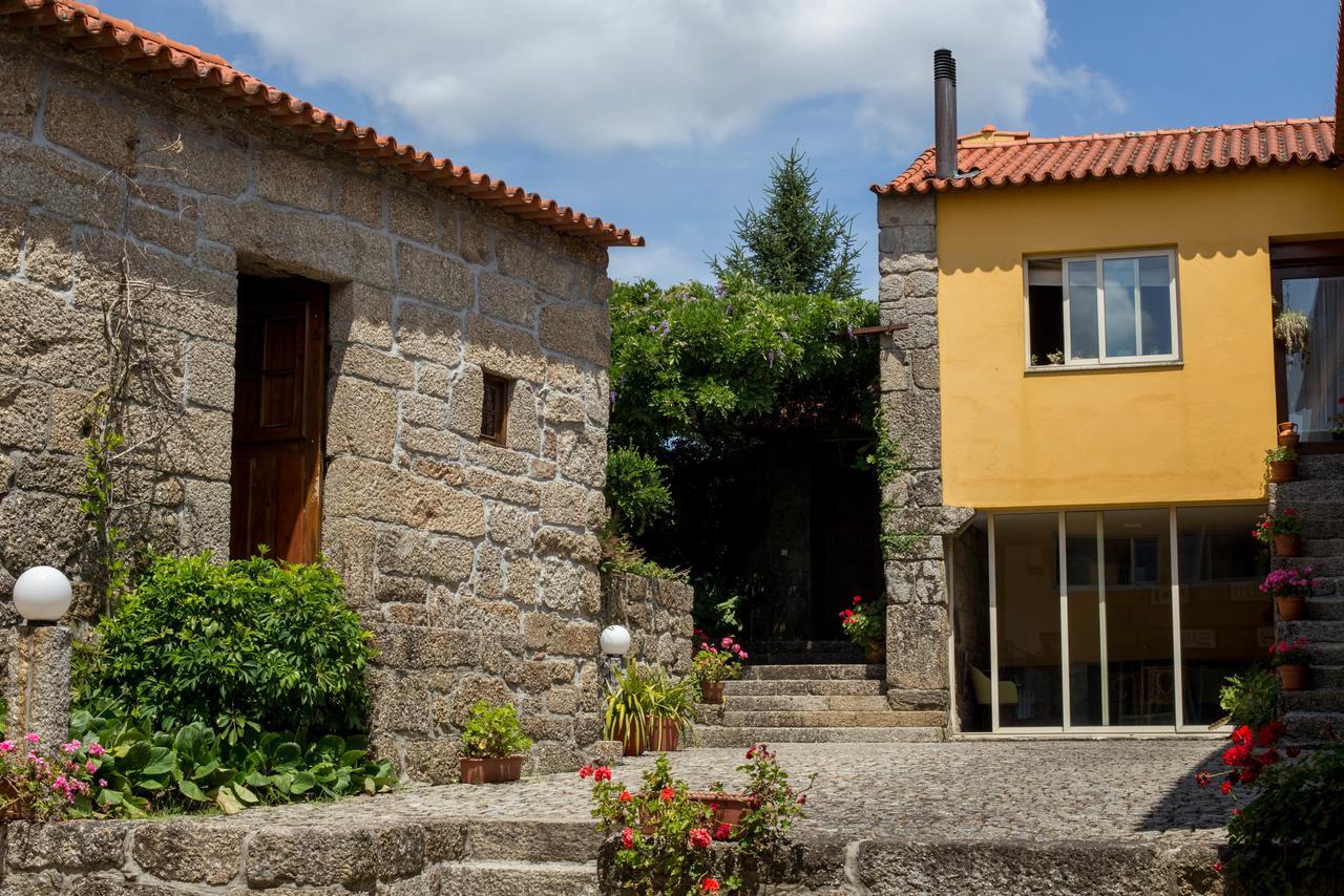 Quinta De Lourosa Guest House Lousada Ngoại thất bức ảnh